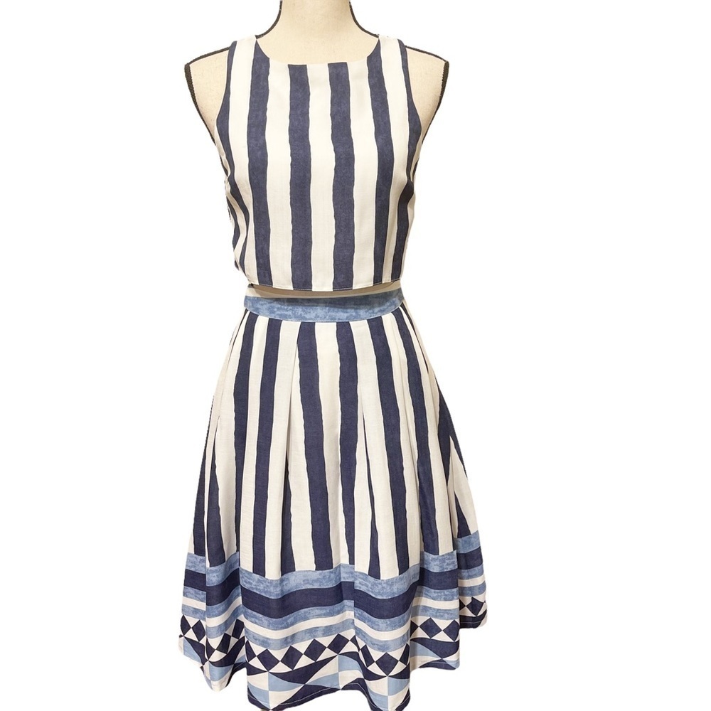 Everly Blue & White Stripe 2 Piece Crop Top & Skirt Dress Set Women's Small‎